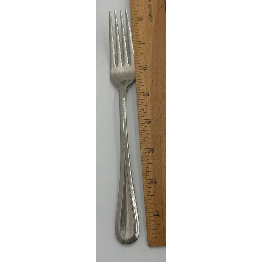 Kirkland Signature‎ 18/10 Stainless Steel Flatware Set 44 Pieces Silverware